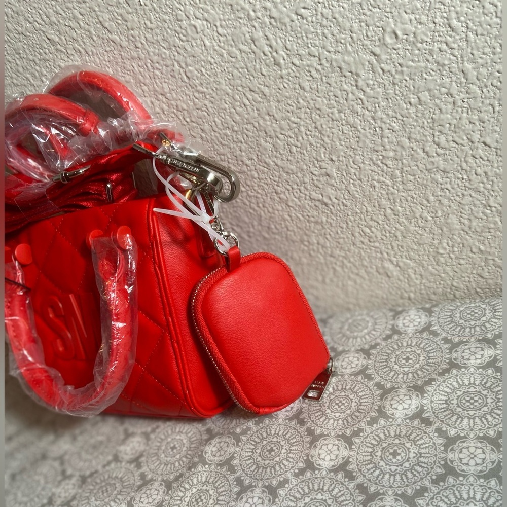 Steve Madden~NWT~Candy Apple Red~Quilted~Faux Leather~Satchel/Crossbody Set - Picture 4 of 13